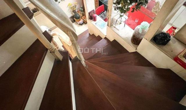 Bán gấp nhà Đặng Tiến Đông – 4 Tầng – 3 ngủ - chỉ 5.6 tỷ-  ô tô đỗ