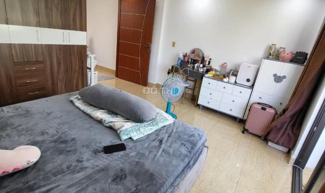 BÁN NHÀ 5 TẦNG DỐC NGHĨA ĐỊA ĐẠO,P.TRẦN HƯNG ĐẠO. DT:54.7M2,MT:5M