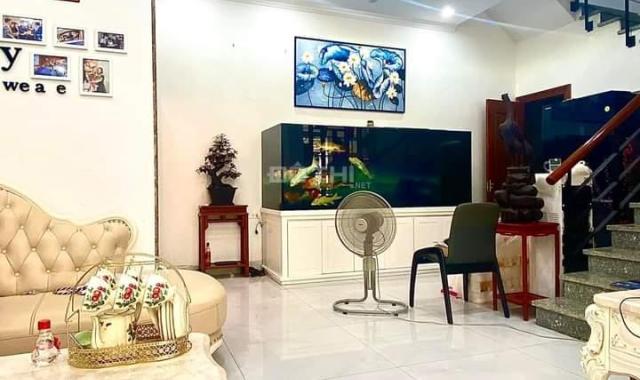 Bán nhà mặt phố 124m2 kinh doanh sầm uất