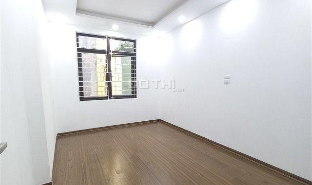 Bán nhà riêng tại Phường Thổ Quan, Đống Đa, Hà Nội diện tích 25m2 xây 5 tầng giá 2.75 Tỷ