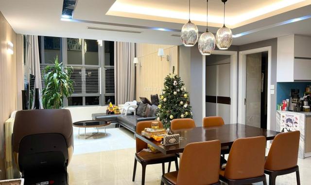 Bán gấp căn hộ duplex tòa C chung cư Mulberry lane, dt 187m2, giá nhỉnh 6 tỷ full đồ. LH 0936196386