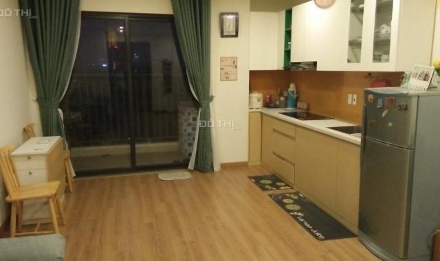 Central Field Trung Kính, Phố Trung Kính, 2PN 2VS Full 67m2 giá 14tr LH : 0343359855