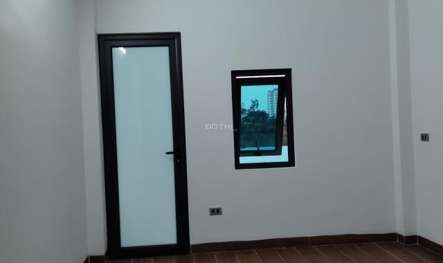 Gia Đình Cần bán gấp nhà riêng Phố Xã Đàn - Nam Đồng - Quận Đống Đa 30 m2 x 5 t mới 4,65 tỷ