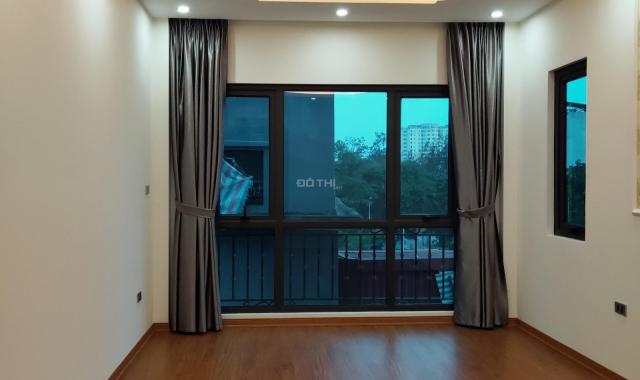 Gia Đình Cần bán gấp nhà riêng Phố Xã Đàn - Nam Đồng - Quận Đống Đa 30 m2 x 5 t mới 4,65 tỷ