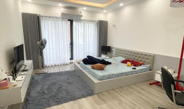 Bán Nhà Phố Thái Hà, Phân Lô Ô Tô , Ở Ngay ,60m x5 Tầng, MT5m. 13,4 tỷ