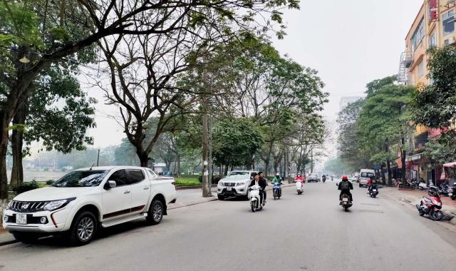 Bán nhà ven hồ Đền Lừ, kinh doanh - ô tô vào, 55m2 x 4T đủ nội thất. Đẹp, mới. Giá 8,3 tỷ