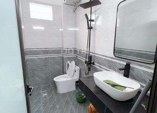 Bán nhà ven hồ Đền Lừ, kinh doanh - ô tô vào, 55m2 x 4T đủ nội thất. Đẹp, mới. Giá 8,3 tỷ