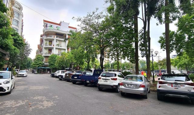 Bán lô đất phân lô tặng nhà 5 tầng tại tổ 4 thị trấn Đông Anh