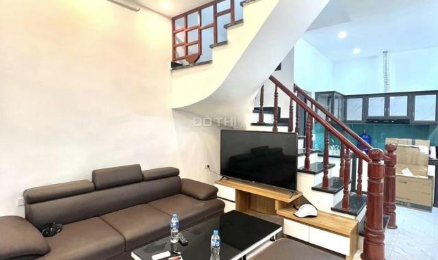 CẦN BÁN GẤP CĂN NHÀ 32M2, 2 TẦNG GIÁ 1,8 TỶ, ĐƯỜNG LĨNH NAM