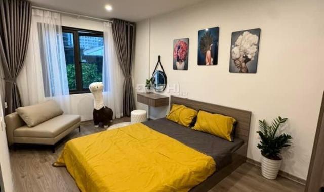 Bán gấp nhà Thái Thịnh – 5 Tầng – 6 ngủ - chỉ 7.9 tỷ- ô tô đỗ cửa ngày đêm 50m2