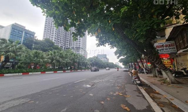 Hiếm, nhà 3 tầng oto vào nhà phố Liễu Giai, Ba Đình. 142m2 31tỷ. Mặt tiền lớn, xây tòa căn hộ