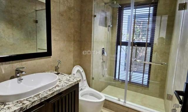 Nhà Long Biên, thiết kế đẹp, nội thất VIP, oto tránh đỗ, rẻ bằng giá bán đất