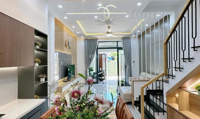 🔴NHÀ 3 TẦNG KIỆT Ô TÔ HOÀNG THỊ LOAN - SÁT ĐƯỜNG CHÍNH