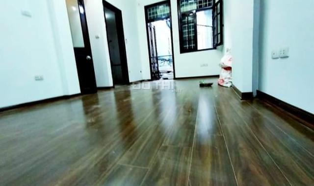 Bán nhà 42m2 ôtô đỗ cửa phố thụy khuê gần trường chu văn an