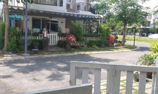 Bán nhà biệt thự 5x16m, 1 trệt 2 lầu, full nội thất KDC Lovera Park Khang Điền sổ hồng, giá 6,2tỷ