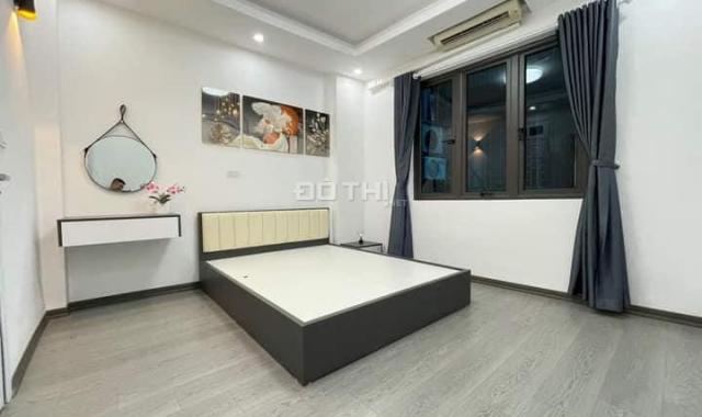 Bán gấp nhà Đặng Tiến Đông – 5 Tầng – 4 ngủ - chỉ 5.6 tỷ- ô tô đỗ cửa