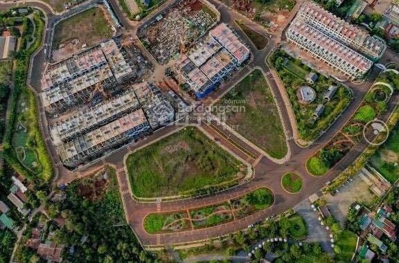 12 tỷ 100 triệu- tôi chính chủ cần bán lại căn shophouse mặt tiền. Đường rộng 24m Nguyễn Đình Chiểu