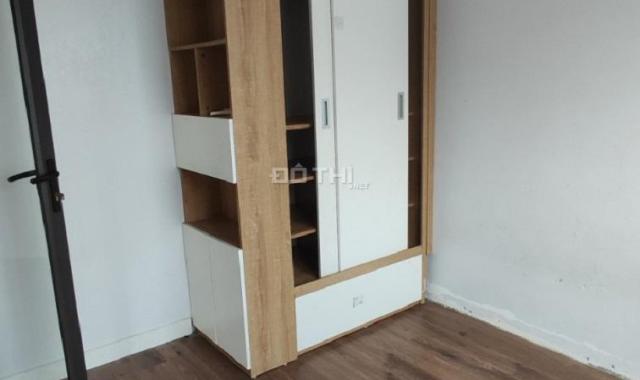 Cho thuê cc ở 713 Lạc long quân 3 ngủ tầng đẹp, phòng như ảnh