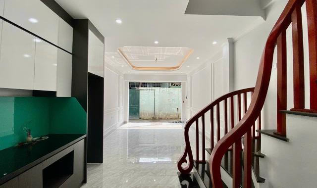 Bán nhà 7 tầng thang máy ôtô đỗ cửa phố xuân la