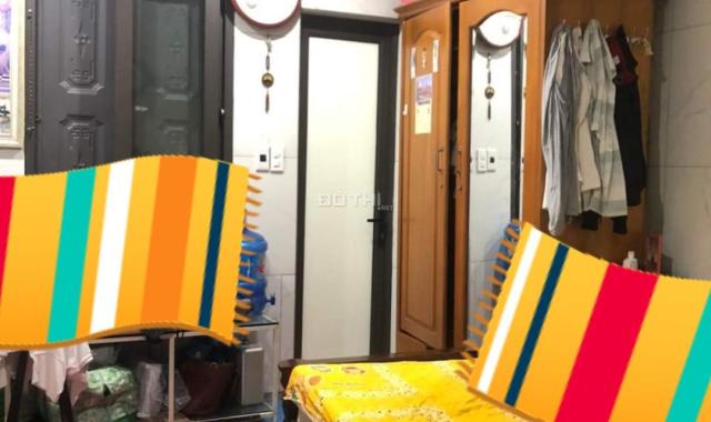 E b.án nhà 40m2, 6m ra QL5, MT 3,8m, 2 ngủ, 2 vs,1 khách,1 bếp , 2 nô gia, Q.Long Biên, giá 2,35tỷ