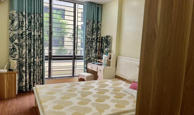 Chính chủ bán nhà 35m2 khu phân lô, 4 tầng ô tô đỗ cửa Lương Thế Vinh, Thanh Xuân 5.95 tỷ