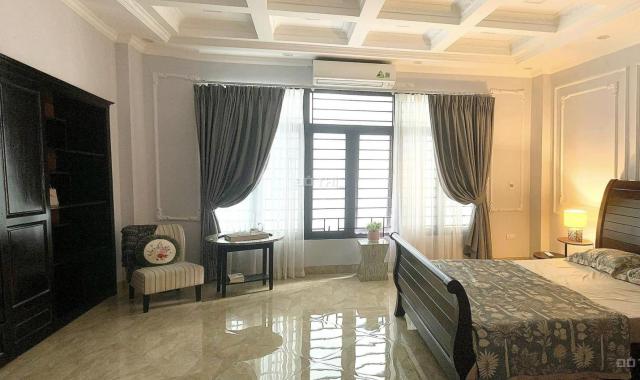 Siêu Phẩm: Bán Nhà Mặt Hồ Ba Mẫu. Lô góc, Ngõ Thông. 38m Nhỉnh 4 tỷ.