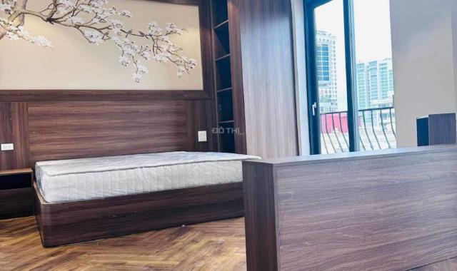 Cho thuê biệt thự sân vường Quảng khánh 5 tầng có bể bơi, thang máy
