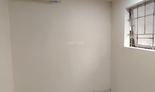 Cho thuê căn hộ đầy đủ tiện nghi 70m2 2p ngủ ở 815 Giải Phóng