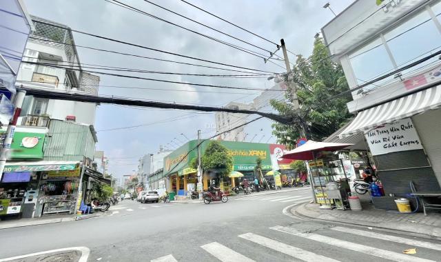 Cần bán gấp căn góc 2 mặt tiền 72 Đường Số 51 & Lâm Văn Bền, Quận 7