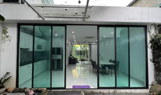 Cho thuê nhà vườn ở Nước phần lan 250m2 x 2 tầng ở làm café, văn phòng, shop thú cưng