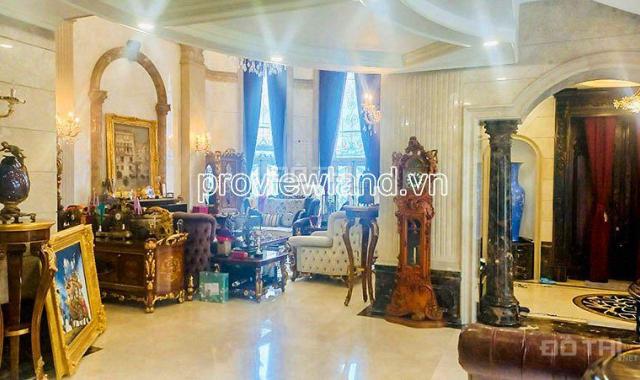 Bán biệt thự siêu sang tại Q3, 360m2 đất, hồ bơi + sân vườn, 2 hầm + 4 tầng