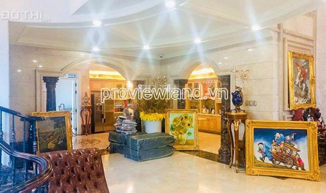 Bán biệt thự siêu sang tại Q3, 360m2 đất, hồ bơi + sân vườn, 2 hầm + 4 tầng