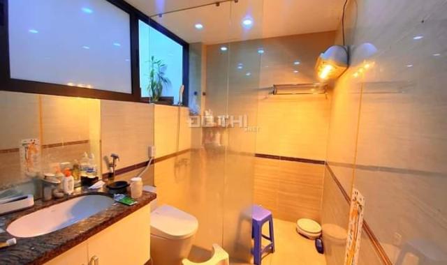 Bán nhà 70m2 gara ôtô kinh doanh sầm uất phố dương quảng hàm