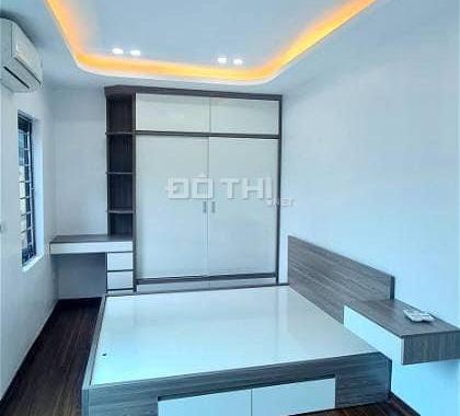 Bán gấp nhà phố Phương Mai, ô tô đỗ cửa, kinh doanh, 5 tầng, MT 5m giá 4,5 tỷ TL