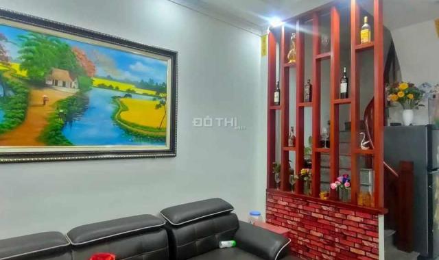 Bán nhà Thanh Am 30m, giá nhô 2 tỷ củ lạc, nhà quá đẹp, xem nhà là mua ngay vì quá chất 