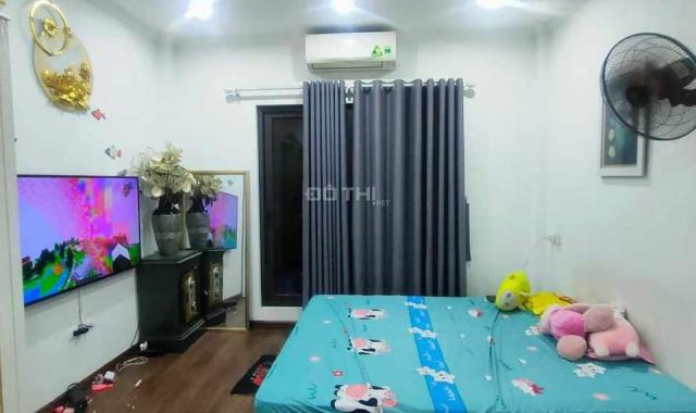 Bán nhà Thanh Am 30m, giá nhô 2 tỷ củ lạc, nhà quá đẹp, xem nhà là mua ngay vì quá chất 