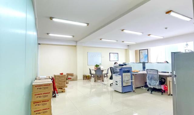 Bán gấp toà nhà Văn Phòng 6 tầng mặt tiền Cư Xá Ngân Hàng, Q7