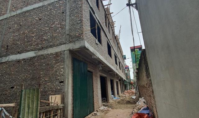 Bán nhà 4 tầng mới xây tổ 28 thị trấn Đông Anh giá chỉ hơn hai tỷ