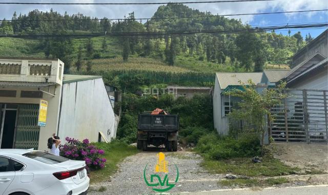 Cần bán gấp lô đất dt 200m2 tại đường Ngọc Uyển,Xã Na hối, Bắc Hà,Lào cai giá chỉ 2 tỷ 850