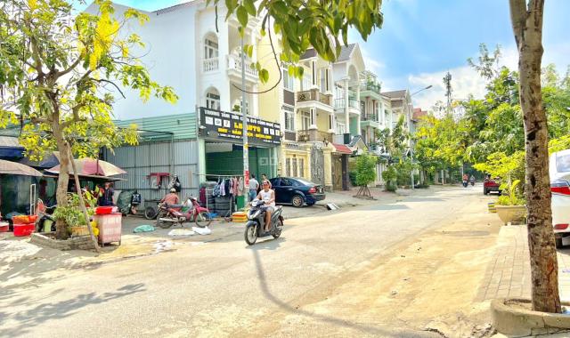 BÁN NHANH LÔ ĐẤT VỊ TRÍ ĐẸP DT:7x24m MẶT TIỀN SAVIMEX PHÚ THUẬN, Q7