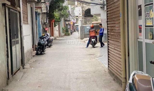 Bán nhà Phương Mai, 5 tầng, Mặt tiền 4,5m, ô tô đỗ cửa, đủ nội thất ở ngay 4,5 tỷ TL