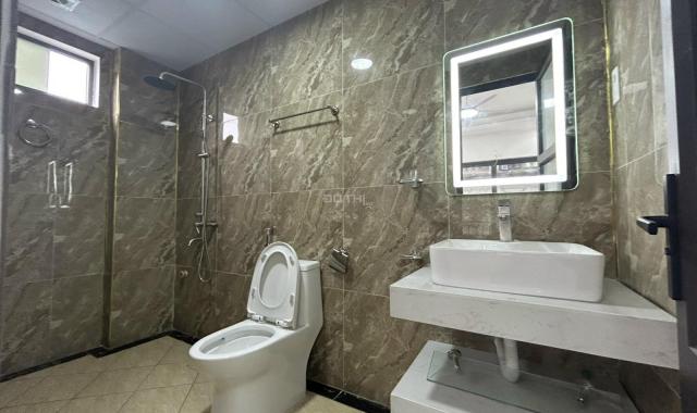 Bán căn hộ dịch vụ cho thuê tại phường Phú Diễn, Bắc Từ Liêm, Hà Nội xây dựng 6,5 tầng, 17 phòng
