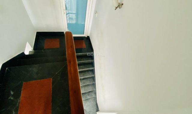 NHÀ 104 M²- 1 TRỆT, 1 LẦU 4 PHÒNG TRỌ LỐI ĐI RIÊNG, NGAY SIÊU THỊ METRO, BÁN GẤP 7T9