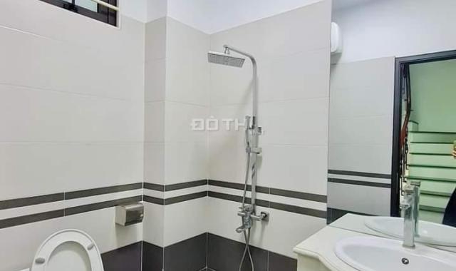 Cần bán nhà ngõ 127 phố lạc long quân quận tây hồ