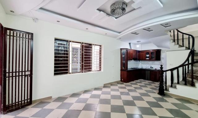 BÁN NHÀ PHẠM VĂN ĐỒNG - CẦU GIẤY, 50M2 × 4 TẦNG, 5PN, 5 TỶ