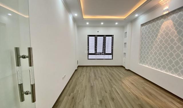 Bán nhà ngõ Linh Lang, Phan Kế Bính, Liễu Giai, DT38m2x5 tầng mới giá nhỉnh 5 tỷ