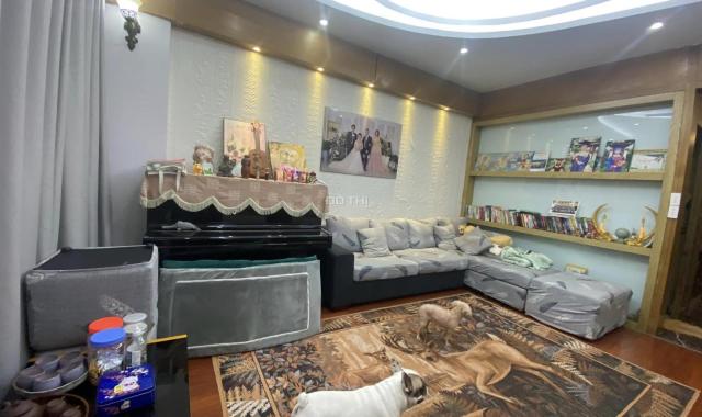 Mua cho con mà con không ở, bán nhà Hào Nam mới xây 6 tầng thang máy, 45m2, 8.1 tỷ, sổ đỏ vuông