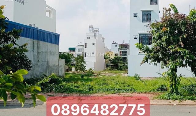 Lô Đất Cực Đẹp (7x20) 140m2 Trong KDC nằm Ngay TTHC Thành Phố Đức Hòa ,gần KCN Tân Đức