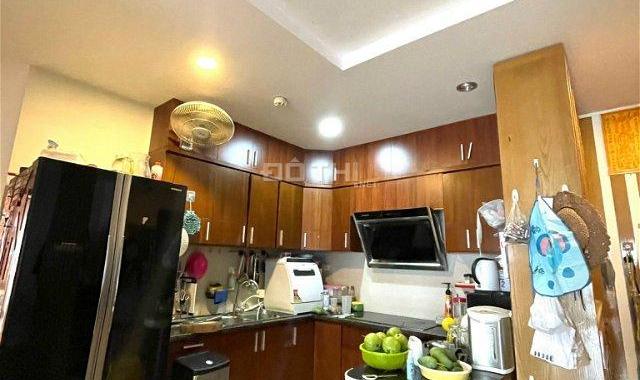 Chính chủ bán CH 89 Phùng Hưng, DT 92m 3PN, full NT, lô góc, nhỉnh 2.5 tỷ. Lh O971O85383