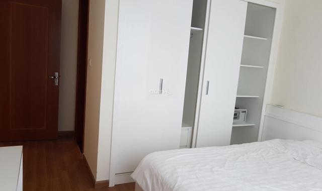 Chính chủ tôi cho thuê CHCC Vinhomes Nguyễn Chí Thanh 2PN, đủ đồ nội thất. LH đt 0344529391 xem nhà